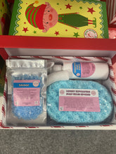 Load image into Gallery viewer, Christmas gift set - matching scents

